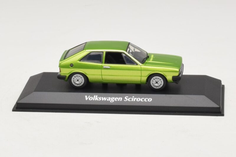 Volkswagen Scirocco Mk1 Vert Métallisé Maxichamps 1:43 Volkswagen Scirocco Mk1 Vert Métallisé Maxichamps 1:43 940050420 Métal Moulé