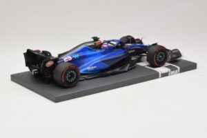 Williams Racing FW45 #23 A. Albon Bahrain GP 2023 Minichamps 1:18 117230123 Métal Moulé — image 2 sur 6