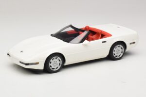 Chevrolet Corvette C4 Cabriolet Arctic White GT Spirit 1:18 GT580 Résine
