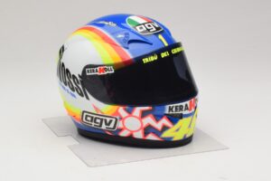 Casque AGV V. Rossi MotoGP Sepang 2005 Minichamps 1:2 327050066 Métal Moulé — image 6 sur 8