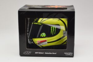 Casque AGV V. Rossi MotoGP Valencia Test 2009 Minichamps 1:2 327100066 Métal Moulé — image 7 sur 7