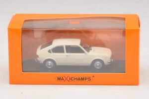 Alfa Romeo Alfasud Blanc Maxichamps 1:43 940120101 Métal Moulé — image 5 sur 5