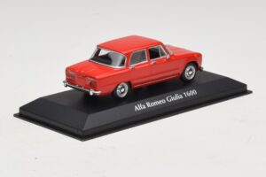 Alfa Romeo Giulia 1600 Rouge Maxichamps 1:43 940120901 Métal Moulé — image 2 sur 5
