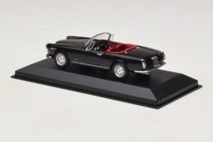 Alfa Romeo Giulia Spider Noir Minichamps 1:43 400120730 Métal Moulé — image 3 sur 5