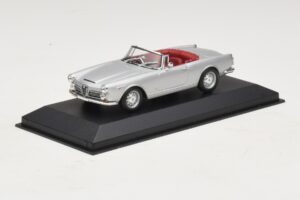Alfa Romeo Spider 916 3.2 V6 24V Argent Minichamps 1:43 400120330 Métal Moulé — image 2 sur 5