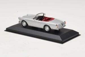 Alfa Romeo Spider 916 3.2 V6 24V Argent Minichamps 1:43 400120330 Métal Moulé — image 3 sur 5
