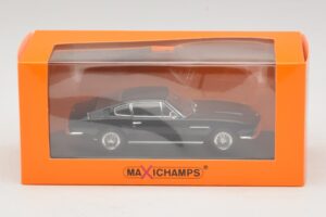 Aston Martin DBS Noir Maxichamps 1:43 940137601 Métal Moulé — image 5 sur 5