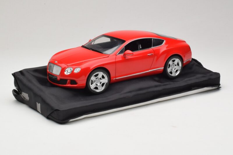 Bentley Continental GT Orange Minichamps 1:18 100139922-P1 Métal Moulé