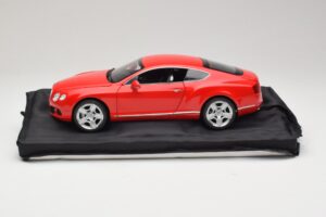 Bentley Continental GT Orange Minichamps 1:18 100139922-P1 Métal Moulé — image 4 sur 8