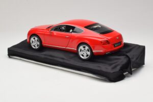 Bentley Continental GT Orange Minichamps 1:18 100139922-P1 Métal Moulé — image 7 sur 8