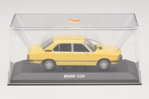 BMW 520 E12 Jaune Maxichamps 1:43 940023001 Métal Moulé — image 4 sur 5
