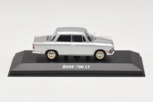BMW 700 LS Argent Maxichamps 1:43 940023700 Métal Moulé