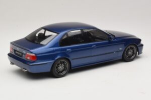 BMW M5 E39 Bleu Métallisé KK-Scale 1:18 KKDC181621 Métal Moulé — image 2 sur 6