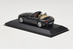 BMW Z4 E85 Noir Métallisé Boîte De Remplacement Minichamps 1:43 80420144055-R1 Métal Moulé — image 3 sur 5