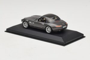 BMW Z8 E52 Hardtop Gris Minichamps 1:43 BMW022 Métal Moulé — image 3 sur 5