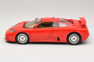 Bugatti EB110 Rouge Bburago 1:18 3055-P1 Métal Moulé — image 4 sur 8