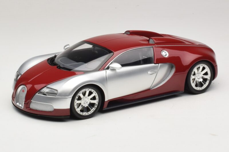 Bugatti Veyron Centenaire Edition Chrome Red Minichamps 1:18 100110851 Métal Moulé