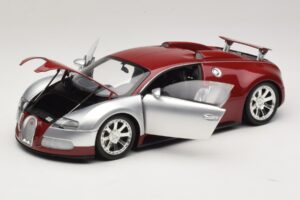 Bugatti Veyron Centenaire Edition Chrome Red Minichamps 1:18 100110851 Métal Moulé — image 2 sur 8