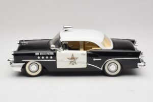 Buick Century Sun State Patrol Mira 1:18 6118 Métal Moulé — image 4 sur 8