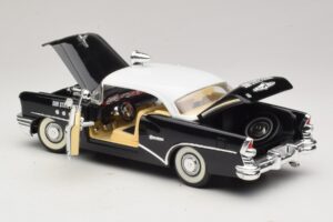 Buick Century Sun State Patrol Mira 1:18 6118 Métal Moulé — image 5 sur 8