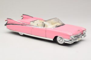 Cadillac Eldorado Biarritz Rose Maisto 1:18 31813-P1 Métal Moulé — image 6 sur 8