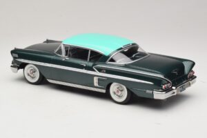 Chevrolet Bel Air Impala Coupe Vert Foncé Métallisé & Vert KK-Scale 1:18 KKDC181594 Métal Moulé — image 5 sur 6