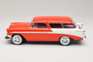 Chevrolet Bel Air Nomad Custom Rouge Clair & Blanc KK-Scale 1:18 KKDC181291 Métal Moulé — image 3 sur 6