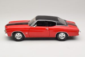 Chevrolet Chevelle SS454 Rouge Maisto 1:18 31890-P1 Métal Moulé — image 4 sur 8