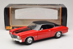 Chevrolet Chevelle SS454 Rouge Maisto 1:18 31890-P1 Métal Moulé — image 8 sur 8