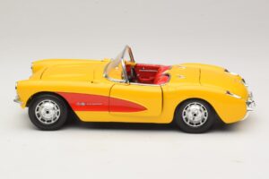 Chevrolet Corvette C1 Cabriolet Jaune Rouge Bburago 1:18 3034-M2 Métal Moulé — image 4 sur 8