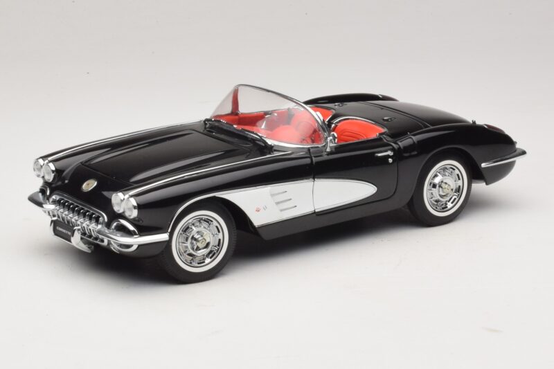Chevrolet Corvette C1 Tuxedo Black AUTOart 1:18 71142 Métal Moulé