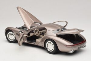 Chrysler Atlantic Beige Guiloy 1:18 68570 Métal Moulé — image 5 sur 8