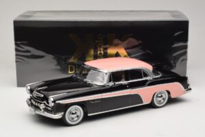 DeSoto Fireflite Sedan Noir & Rose KK-Scale 1:18 KKDC181542 Métal Moulé — image 6 sur 6