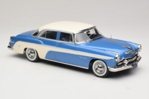 DeSoto Fireflite Sedan Bleu Métallisé & Crème KK-Scale 1:18 KKDC181544 Métal Moulé — image 4 sur 6