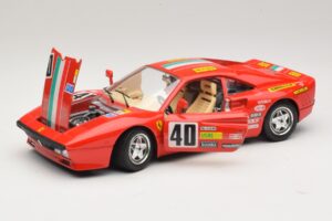 Ferrari 288 GTO #40 Rouge Bburago 1:18 3027-P4 Métal Moulé — image 2 sur 8