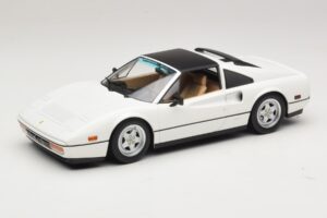 Ferrari 328 GTS US Version Blanc KK-Scale 1:18 KKDC181703 Métal Moulé — image 2 sur 7
