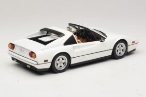 Ferrari 328 GTS US Version Blanc KK-Scale 1:18 KKDC181703 Métal Moulé — image 3 sur 7