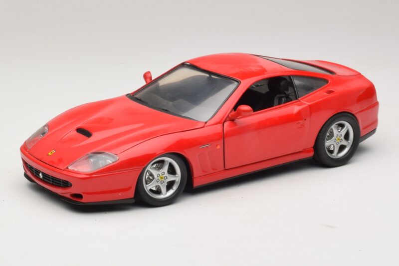 Ferrari 550 Maranello Rouge Majorette 1:18 5974 Métal Moulé