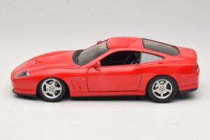 Ferrari 550 Maranello Rouge Majorette 1:18 5974 Métal Moulé — image 4 sur 8