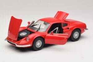 Ferrari Dino 246 Rouge Majorette 1:18 5271 Métal Moulé — image 2 sur 8