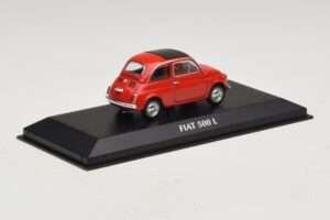Fiat 500 L Rouge Maxichamps 1:43 940121600 Métal Moulé — image 2 sur 5