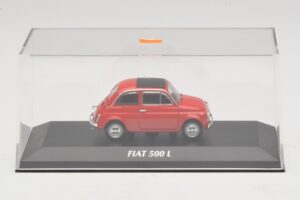 Fiat 500 L Rouge Maxichamps 1:43 940121600 Métal Moulé — image 4 sur 5