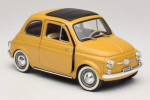 Fiat 500 Jaune Solido 1:18 8042 Métal Moulé — image 6 sur 8