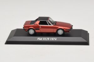 Fiat X1/9 Rouge Maxichamps 1:43 Fiat X1/9 Rouge Maxichamps 1:43 940121662 Métal Moulé