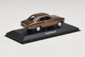 Ford Escort Mk1 Marron Métallisé Maxichamps 1:43 940081000 Métal Moulé — image 2 sur 5