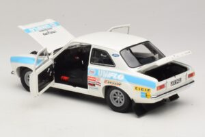Ford Escort Mk1 RS1600 #4 R. Clark / T. Mason Winners RAC Rally 1972 Minichamps 1:18 100728104 Métal Moulé — image 5 sur 8