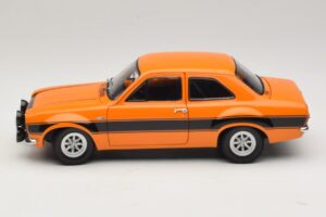 Ford Escort Mk1 RS1600 AVO Orange Avec Rayures Noires Minichamps 1:18 100688104 Métal Moulé — image 4 sur 8