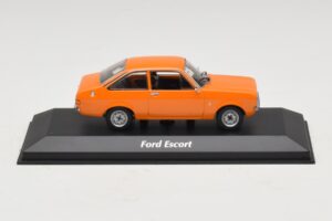 Ford Escort Mk2 Orange Maxichamps 1:43 940084101 Métal Moulé