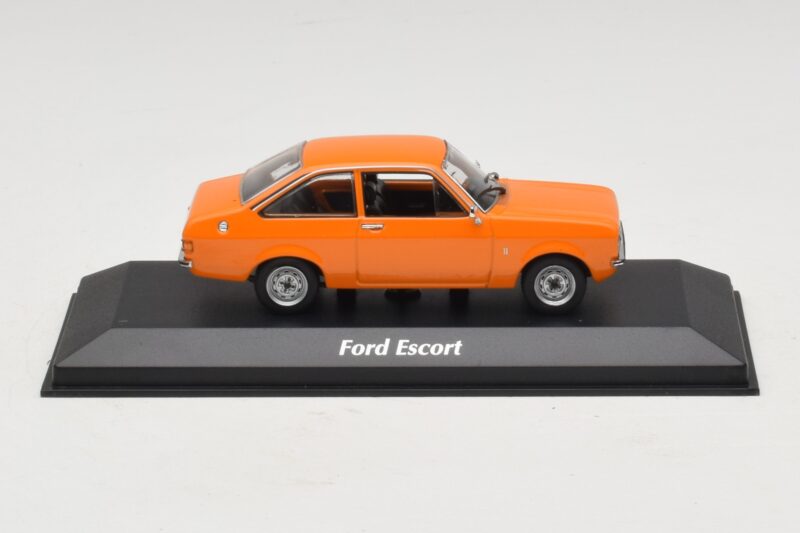 Ford Escort Mk2 Orange Maxichamps 1:43 940084101 Métal Moulé