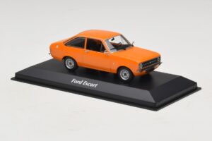 Ford Escort Mk2 Orange Maxichamps 1:43 940084101 Métal Moulé — image 3 sur 5
